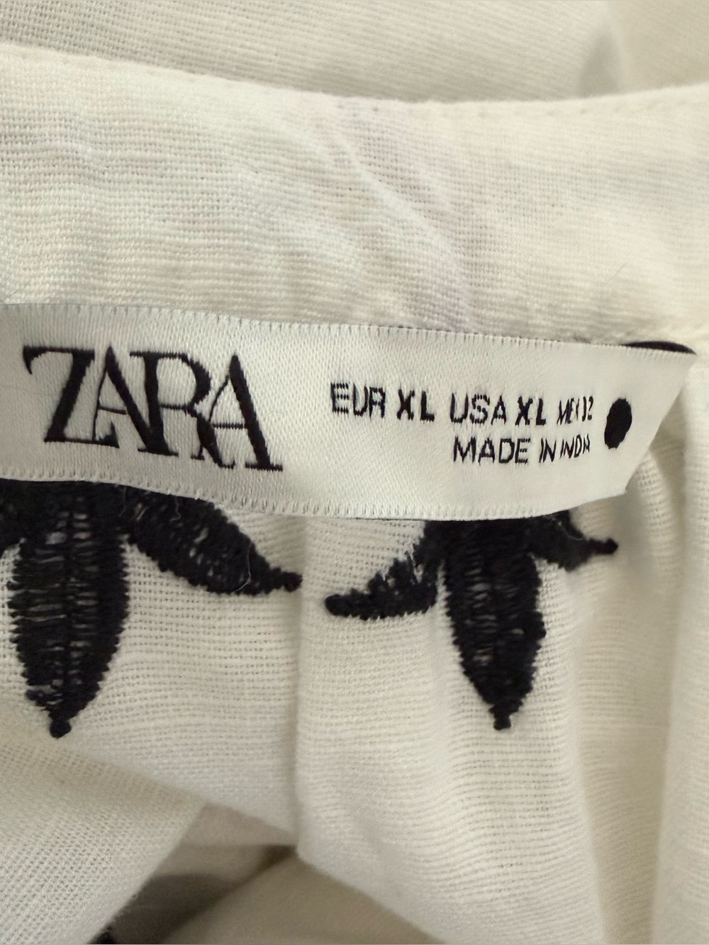 Zara Embroidered Black and White Maxi Dress - Picture 10 of 10